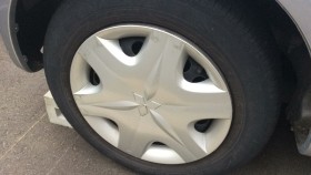 タイヤホイール前