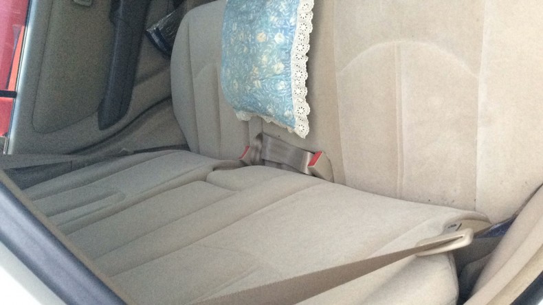 内装後方シート