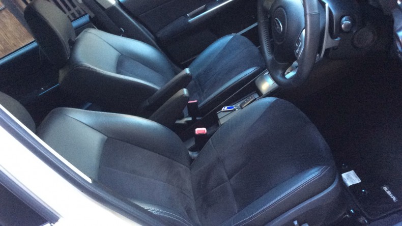 内装前方シート