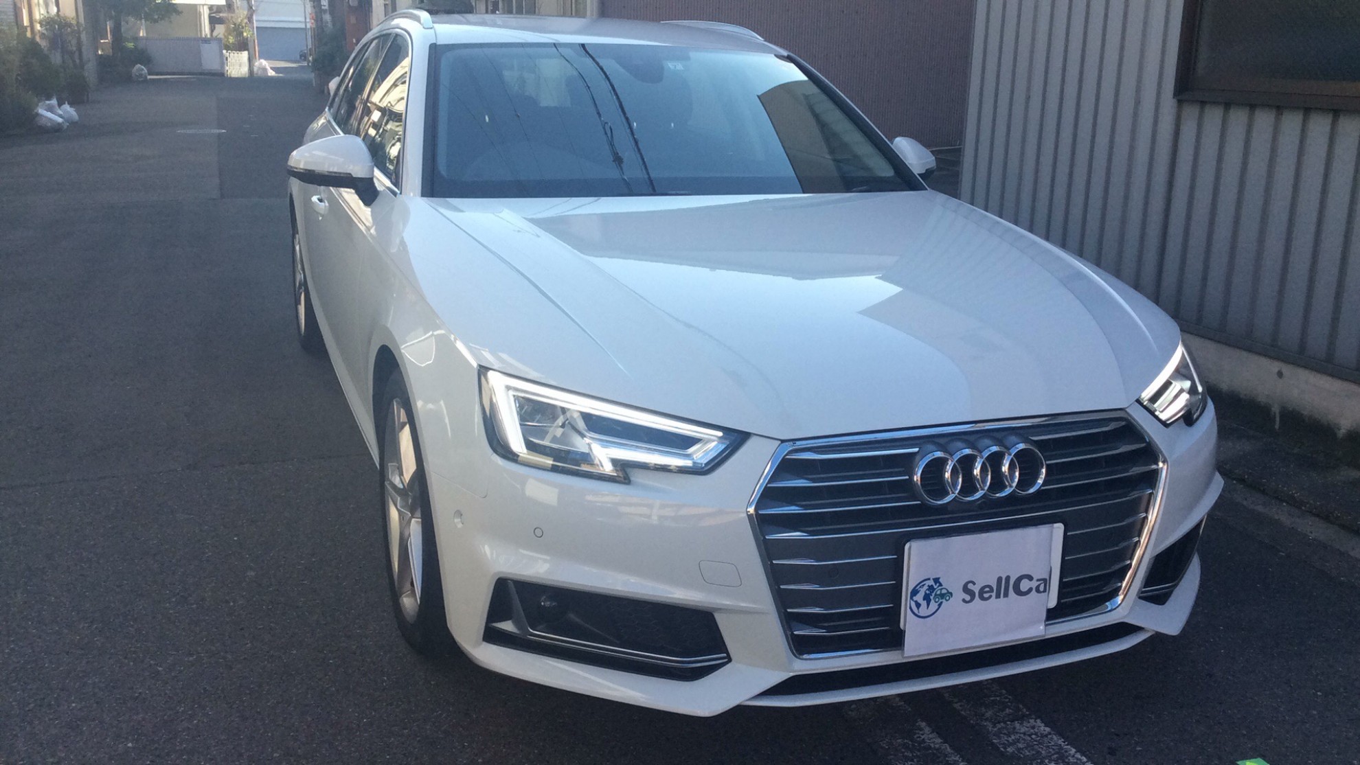 アウディ Ａ４アバントの売買実績画像