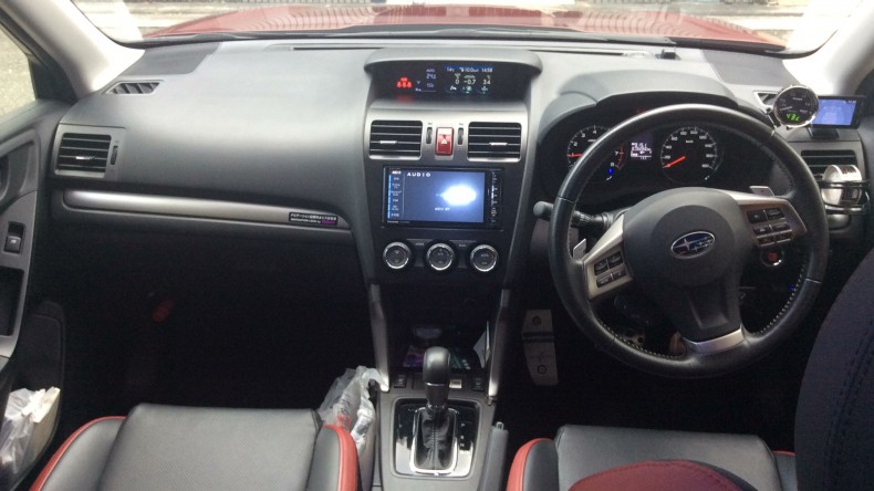 内装インパネ全体