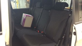 内装後方シート