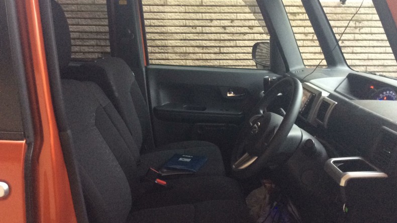 内装前方シート