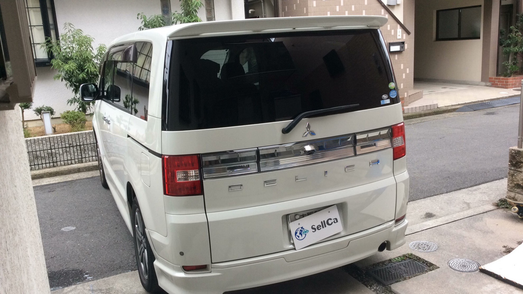 外装左後方