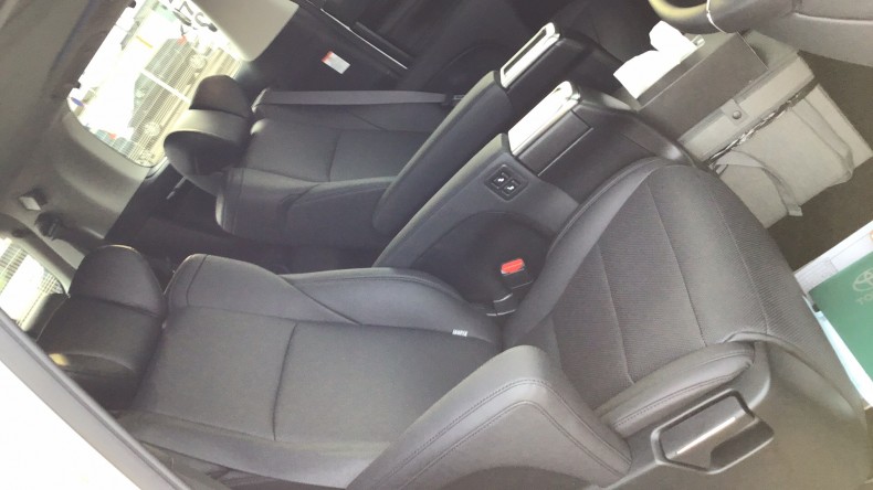 内装後方シート