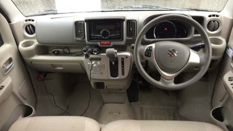 内装インパネ全体