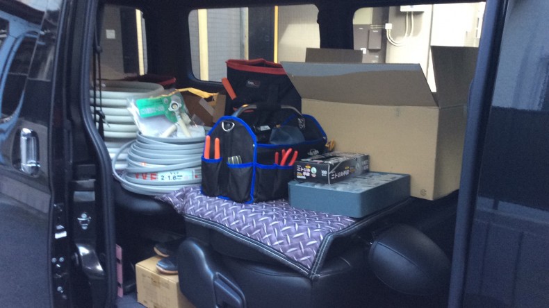 内装後方シート