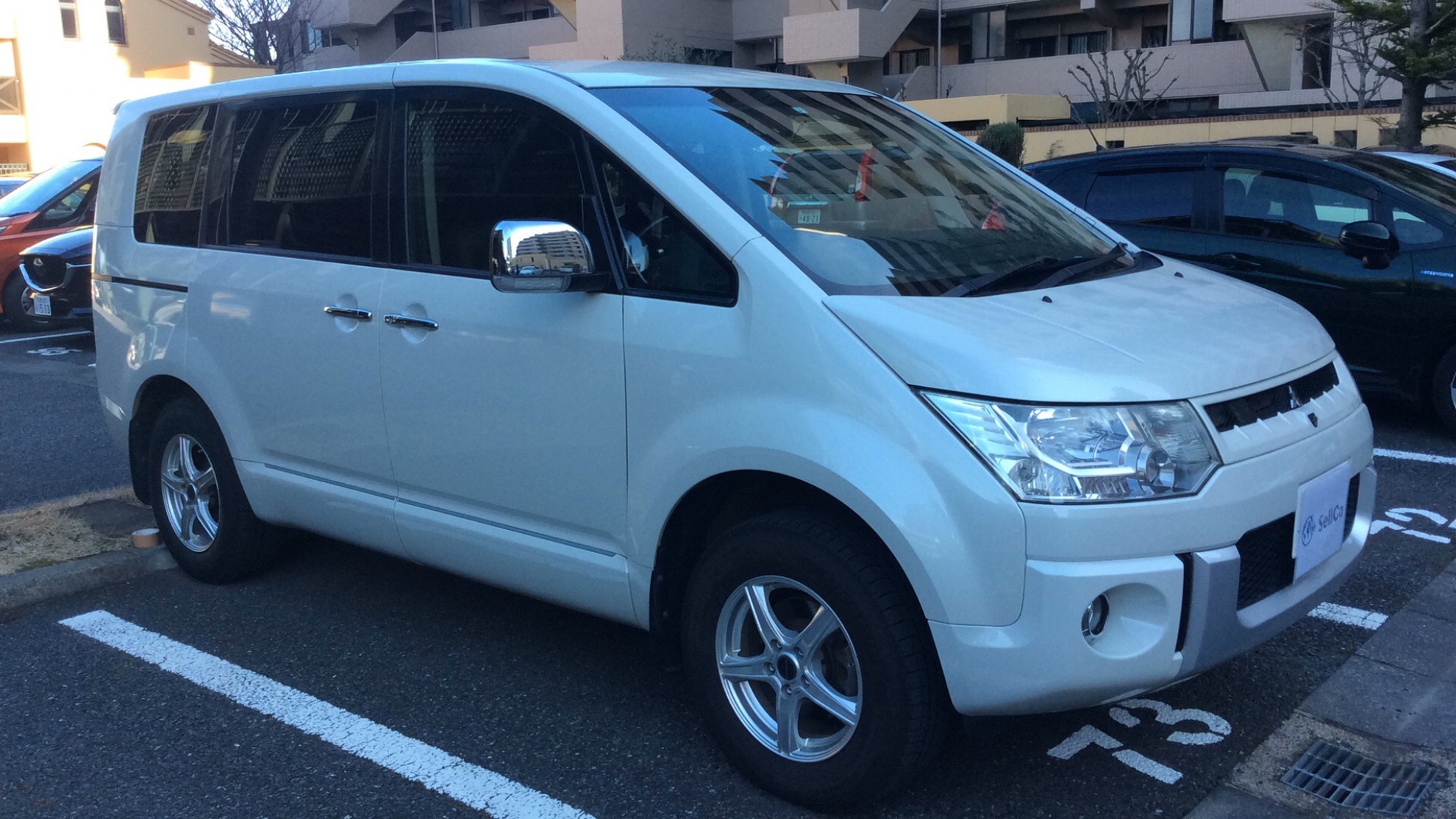 外装右