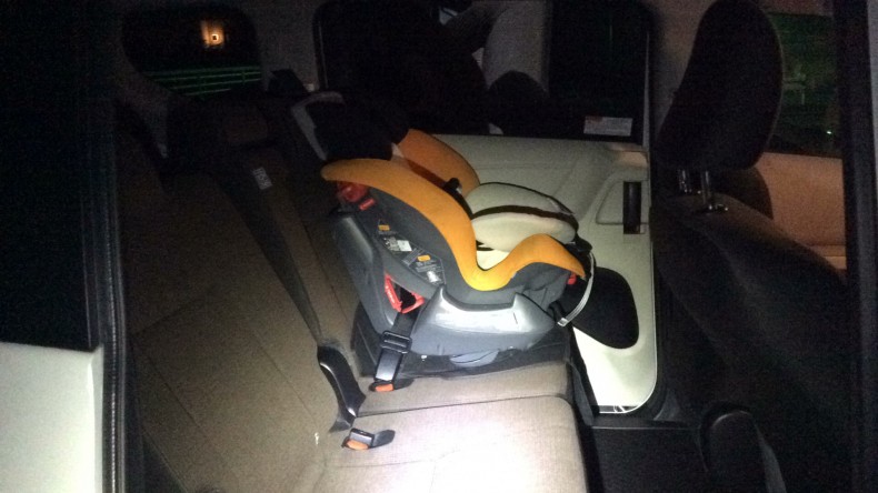 内装後方シート