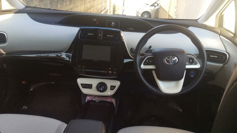 内装インパネ全体