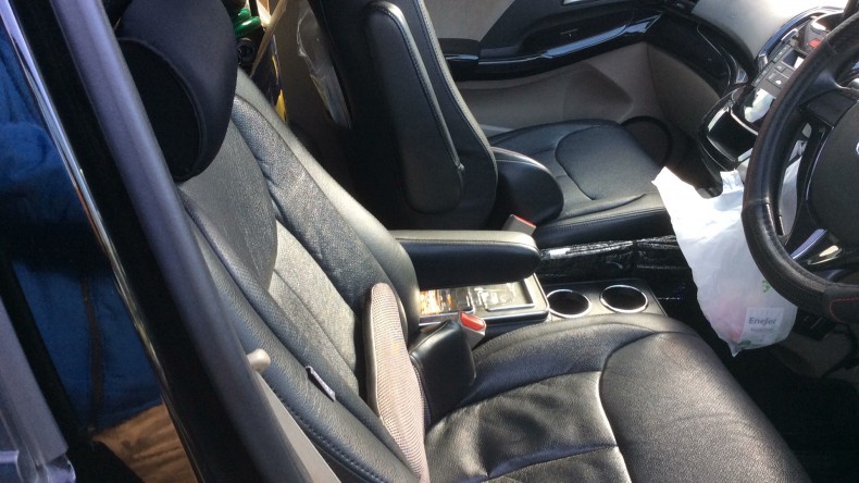 内装前方シート