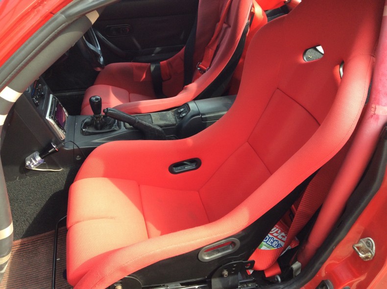 内装後方シート