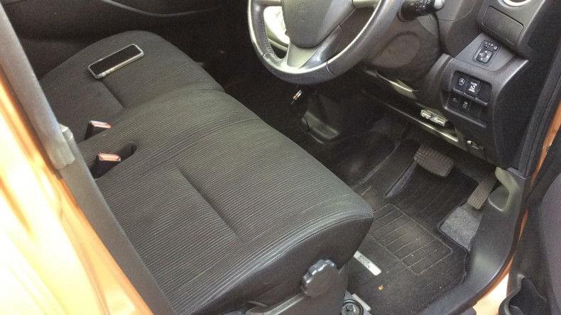 内装前方シート