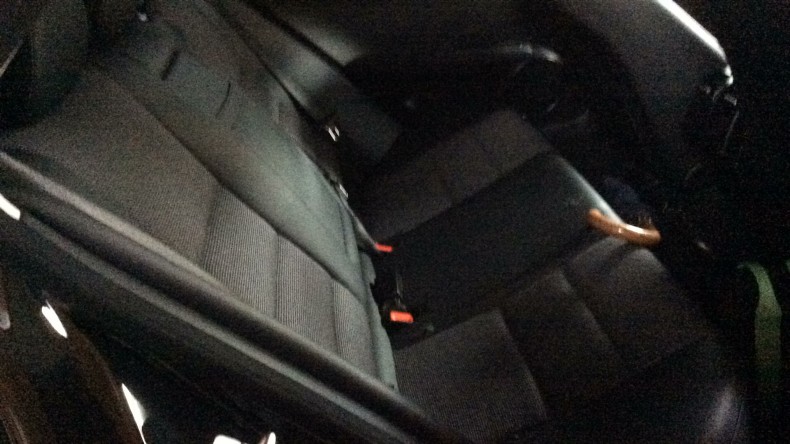 内装後方シート