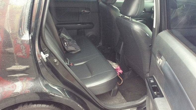 内装後方シート