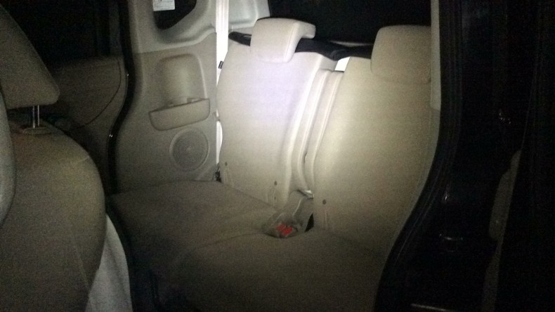 内装後方シート