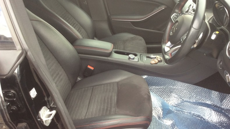 内装前方シート