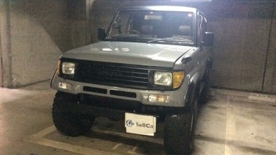car_main_img