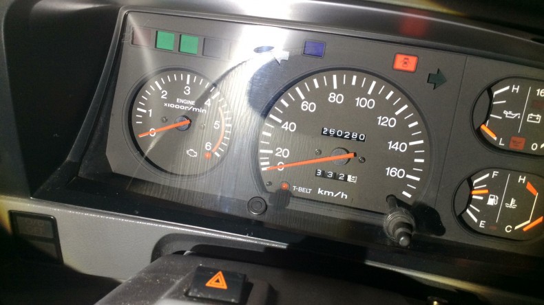 内装メーター