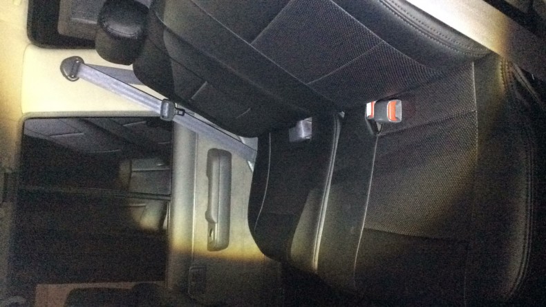 内装後方シート