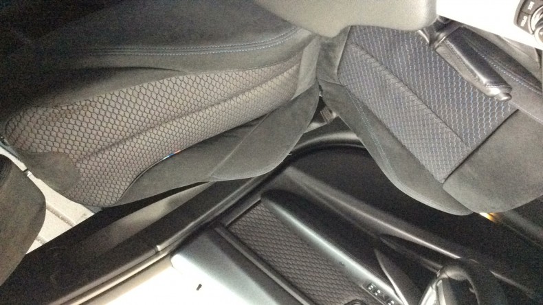 内装前方シート