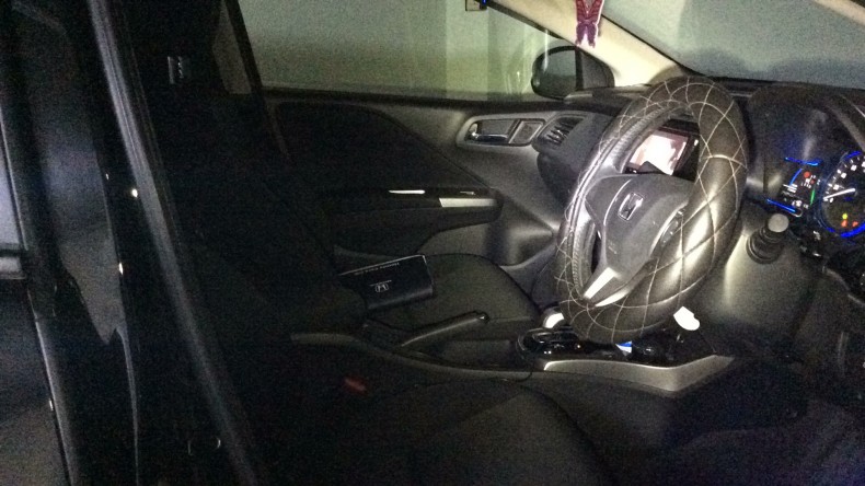 内装前方シート