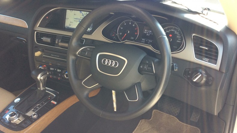 内装インパネ全体