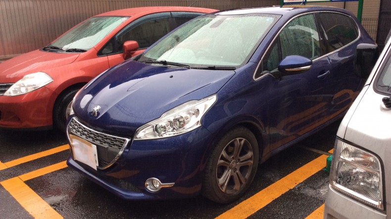car_main_img