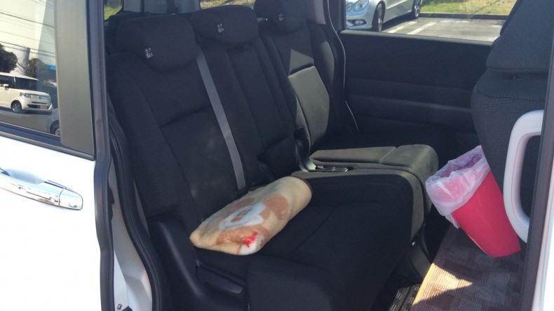 内装後方シート