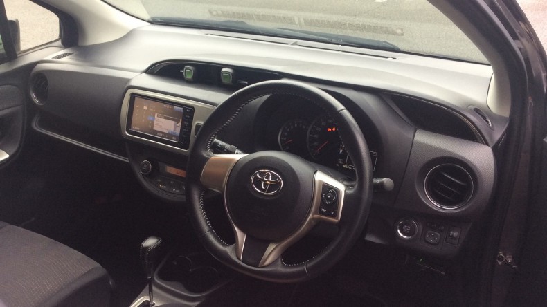 内装インパネ全体