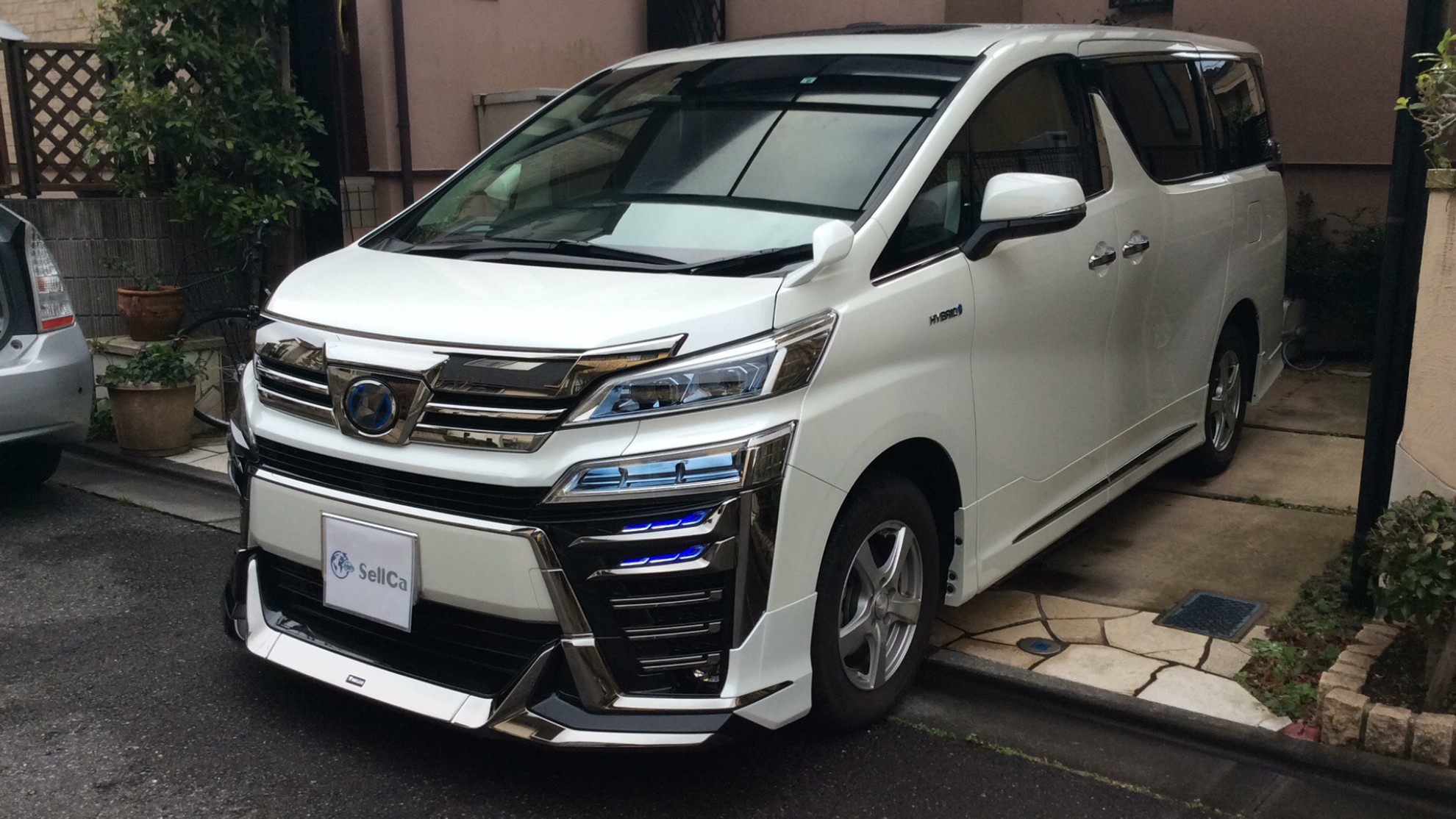 トヨタ ヴェルファイアハイブリッドの売買実績画像