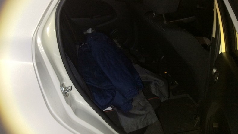 内装後方シート