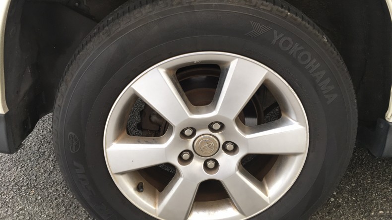 タイヤホイール前