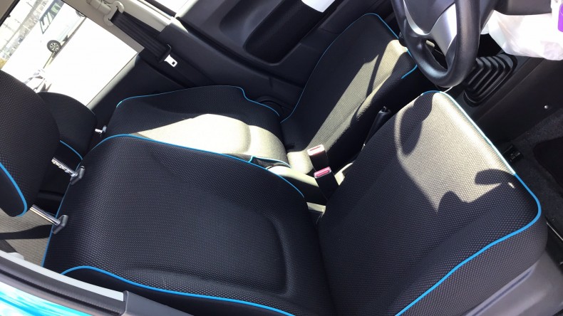 内装前方シート