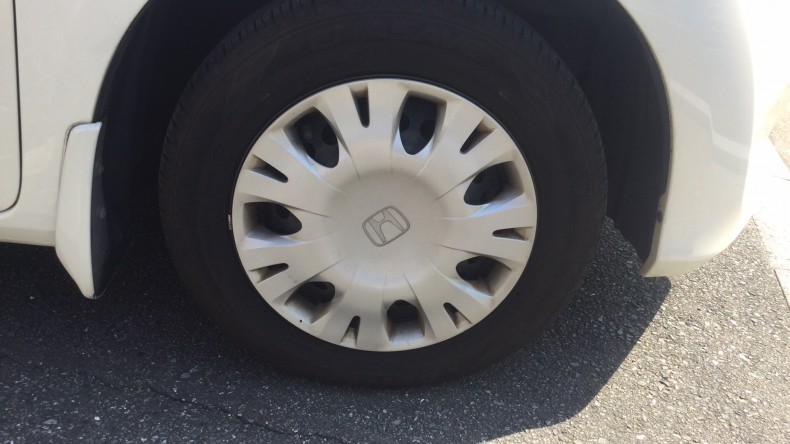 タイヤホイール前