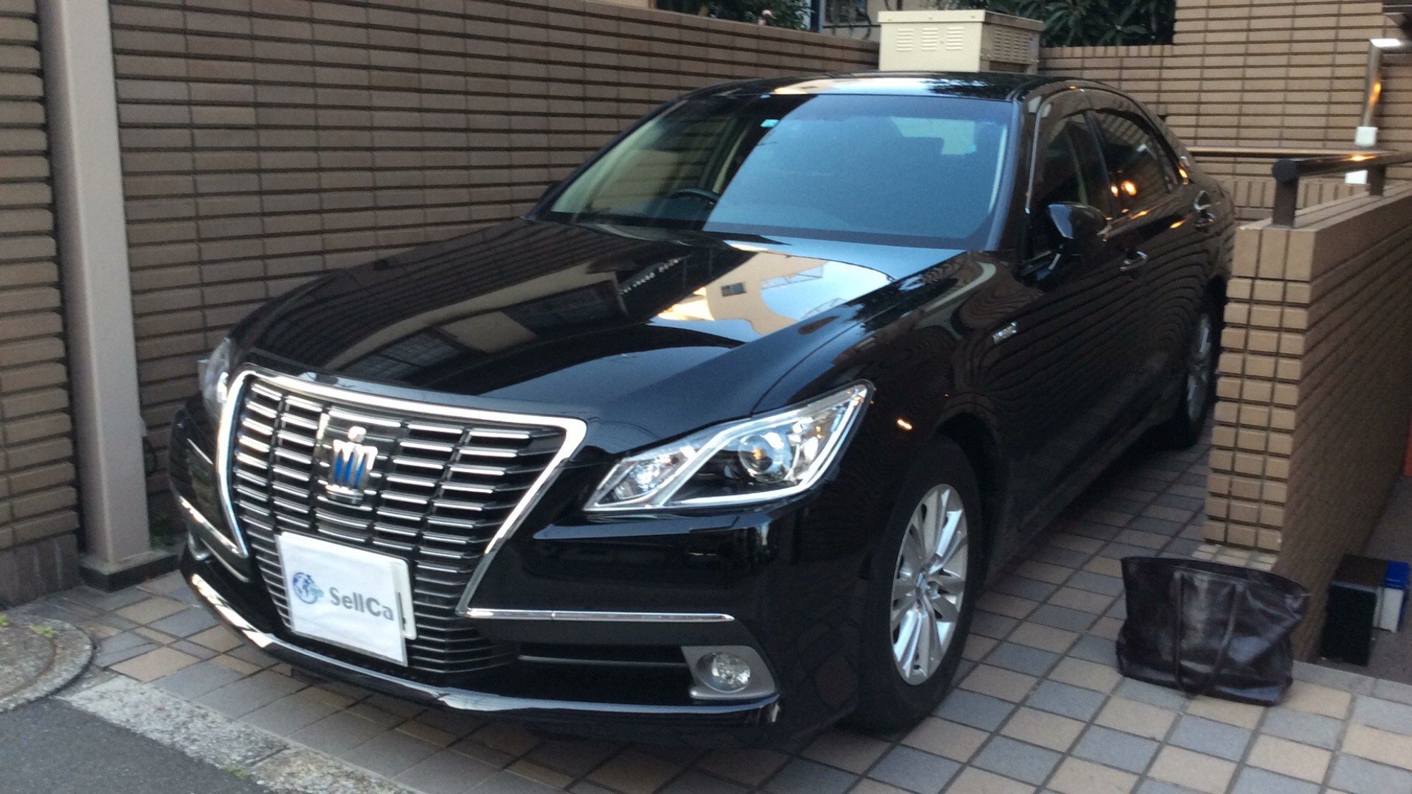 トヨタ クラウンハイブリッドの売買実績画像