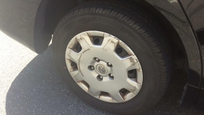 タイヤホイール前