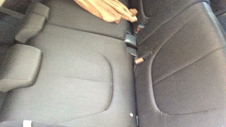 内装後方シート