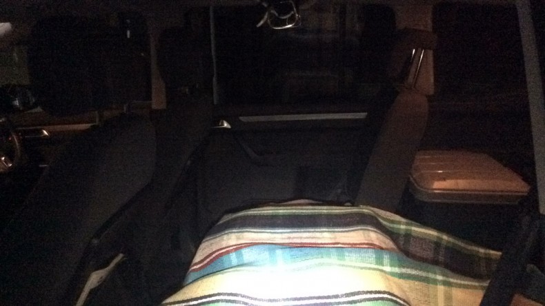 内装後方シート