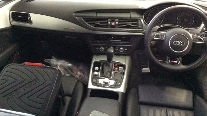 内装インパネ全体