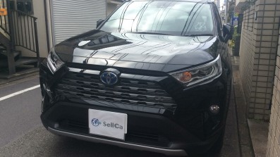 car_main_img