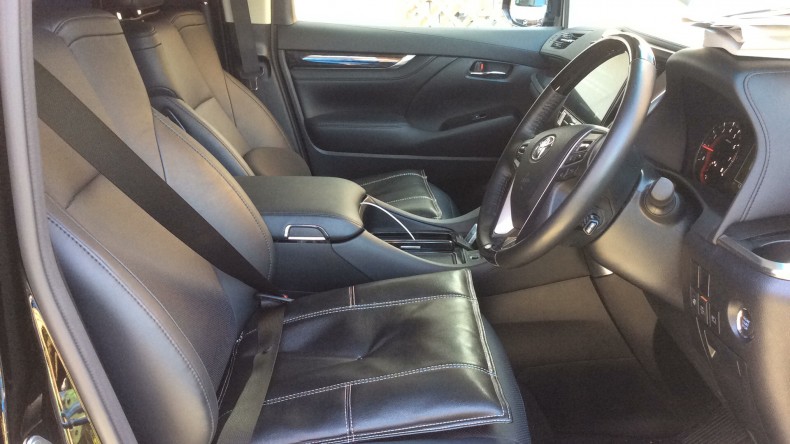 内装前方シート