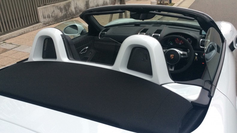 内装後方シート