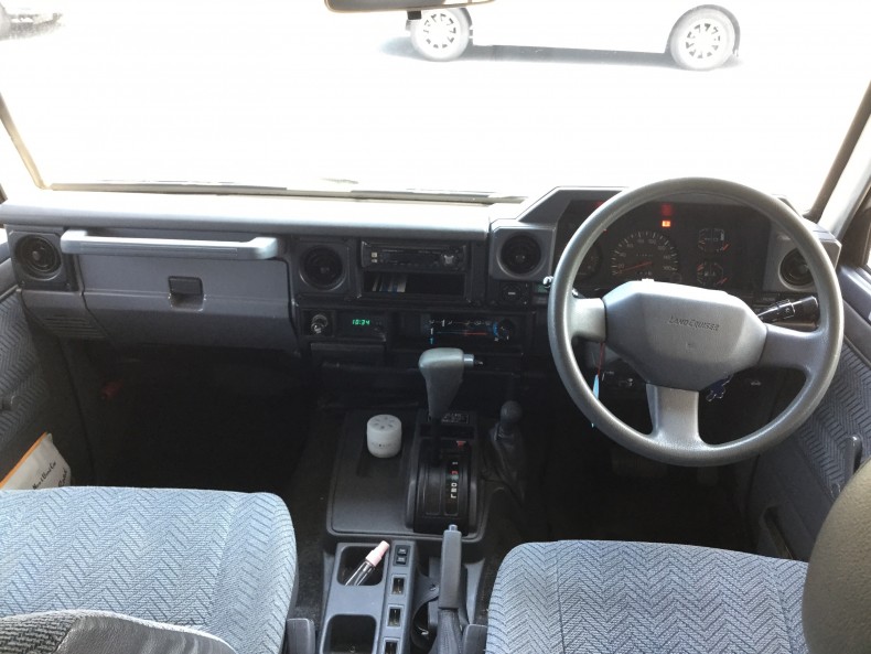 内装インパネ全体