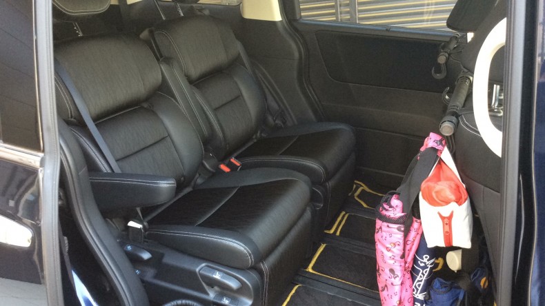 内装後方シート