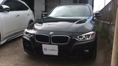 car_main_img