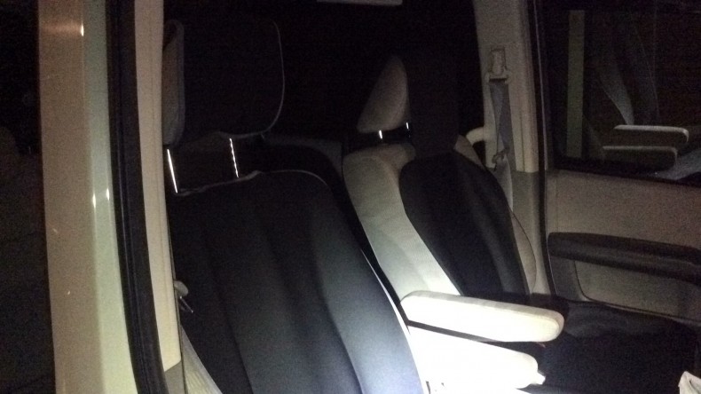 内装前方シート