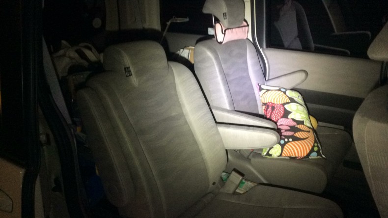 内装後方シート