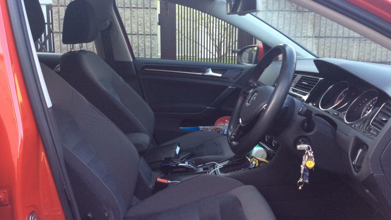 内装前方シート