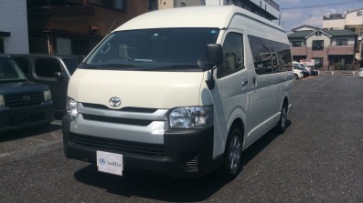 car_main_img